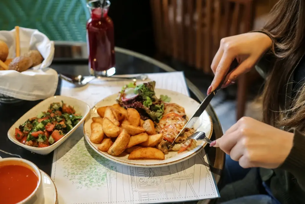 The Ultimate Dublin 1 Day Tour : Your Complete Guide to Ireland's Capital 4 Where to Eat in Dublin