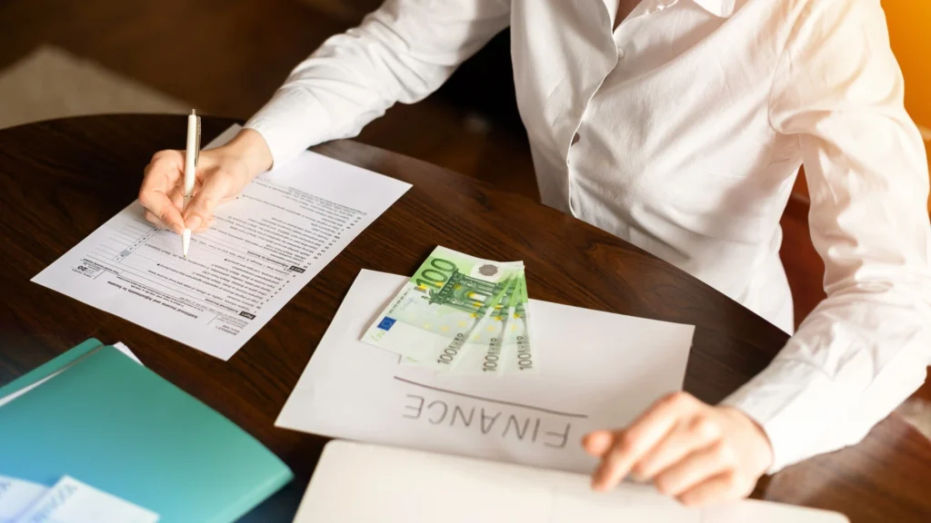 Who Pays For a Divorce In Ireland? 2 Who Pays For a Divorce In Ireland